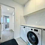 Luxury 4Bedroom Townhouse In Central Greenlane - Asb Showgrounds & Cornwall Park
