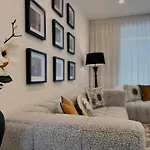 Chic Retreat 3Beds Luxury Townhouse - Asb Showgrounds & Cornwall Park