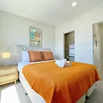 City Serenity 2Br Townhouse Vs Ac Backyard & Parking