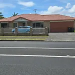 Favona Airport Accomodation