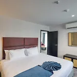Marsden Suites Albany