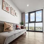 Enticing Ellerslie L New 1-Bed Apt L Stunning Views