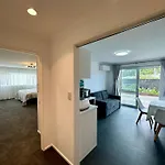 Modern Private Deluxe Master Suite California Bed And Bathtub