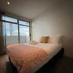 Sunset Studio At Eden Crescent