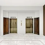 Historic Modern Luxury 1-Bedroom On Queen Street