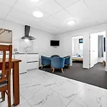 Onehunga Suites