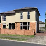 Stylish 5 Bedroom Property