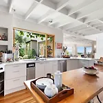 House Near Beach With Pool And Spa