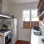 Kohimarama Beach 2 Bedroom Charmer