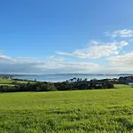 Seaview House In Howick Auckland