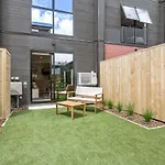 Suburban Hideaway In Henderson