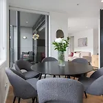 Urban Haven, Walk To Sky Tower, Viaduct And More