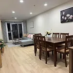 Luxury Penthouse 2 Bd 2 Bth 2 Carparks Pool