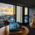 Brand New 2Br Retreat Sea View Free Parking