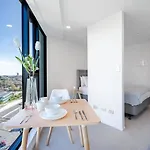 Great 1-Bedroom Studio In Cbd