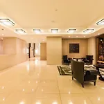Metropolis 1 Bedroom With Parking