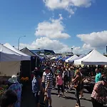 Takapuna Beach Accommodation