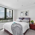 Penthouse With Access To Exclusive Rooftop Terrace