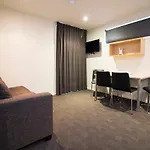Tetra Serviced Apartments By Castle