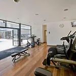 Spacious One Bedroom In The Heritage Hotel!