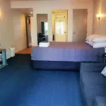 Parklane Motor Lodge