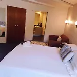 Parklane Motor Lodge