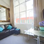 Unique Loft In The Heart Of Auckland
