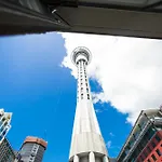 Auckland City Apartment