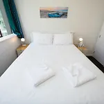 Auckland City Apartment