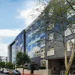 Enormous Two Bedroom Penthouse Apartment - Free Parking!