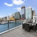 Princes Wharf Waterfront 2 Bed Rooms Apartment Viaduct Cbd