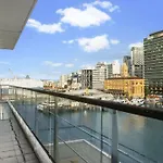 Princes Wharf Waterfront 2 Bed Rooms Apartment Viaduct Cbd