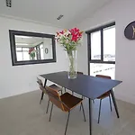 Waterfront Apartment In The Viaduct