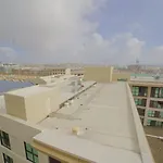Waterfront Apartment In The Viaduct