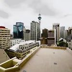 Luxury Metropolis Apartment
