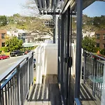 Mount Eden Luxury Apartment