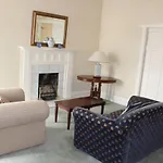 Cosy 3 Bedroom Bungalow By Cornwall Park