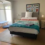 Takapuna Holiday