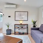 Elegant And Stylish Retreat In Leafy Epsom