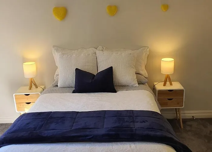 Takapuna Beach Accommodation