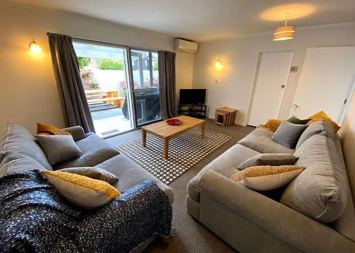 Chamberlain House - 3 Bedroom House By Manly Beach