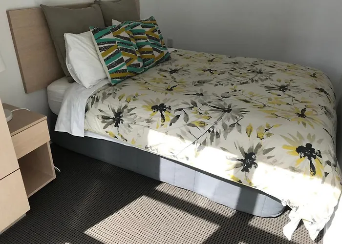 Auckland City Coby Suite