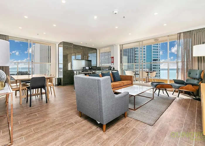 Qv Heart Of City Stunning View With Parking - 1015