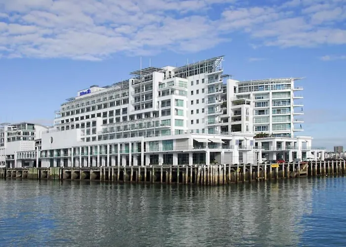 Spacious One Bedroom Apartment On Princes Wharf