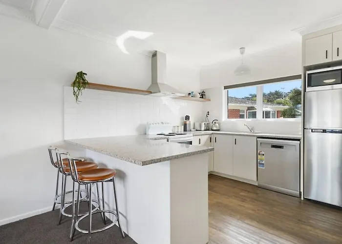 Renovated Takapuna 2Br Apt L Parking L Skytower