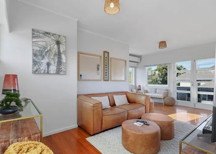 Amazing Home By Beach - Fully Aircon-Ed - Wifi