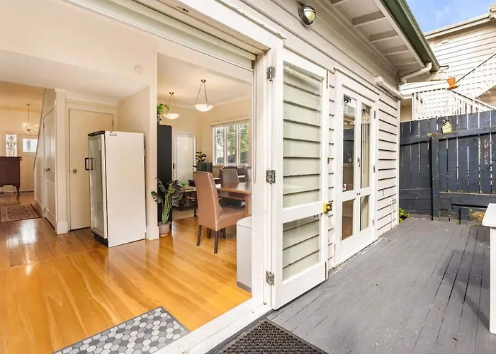 Charming 6-Bedroom Parnell Villa