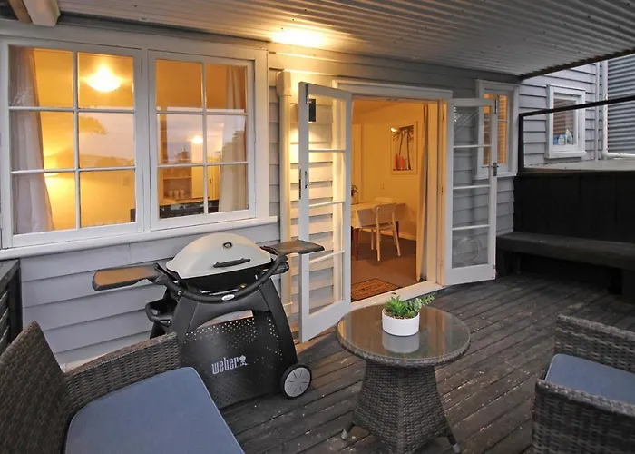 2 Bed Apartment In Kingsland - Free Wifi And Parking