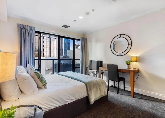 Beautifully Presented Citylife Studio