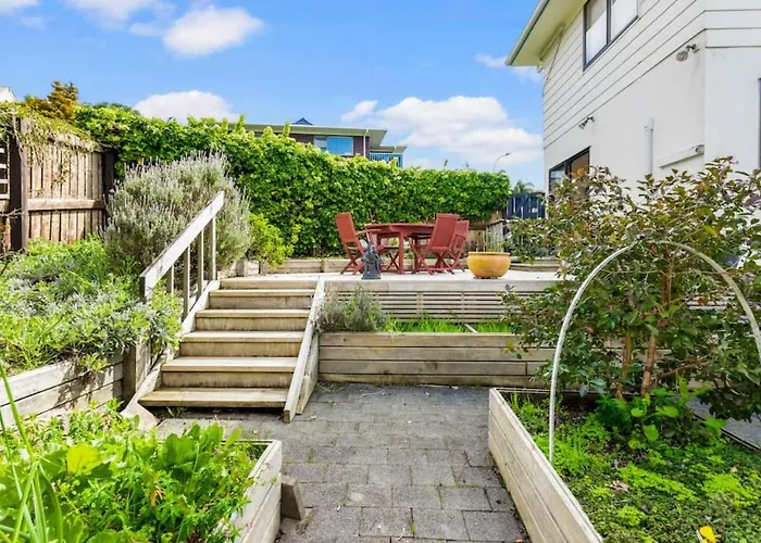 Coastal Retreat Unit Close To Beach